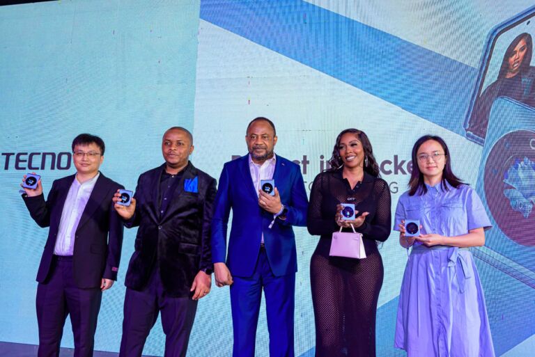 Experience Tech Renaissance As Phantom V Flip 5g Is Launched By TECNO
