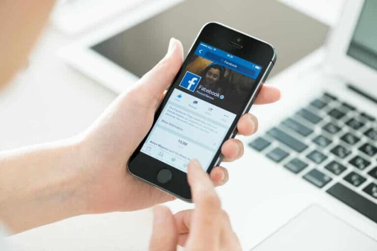 Facebook desktop site