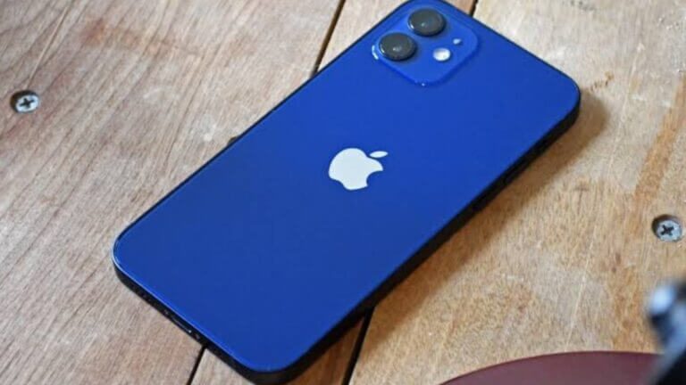 How To Improve iPhone Battery Life (10 Expert Tips)