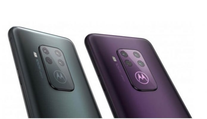 Motorola One Zoom