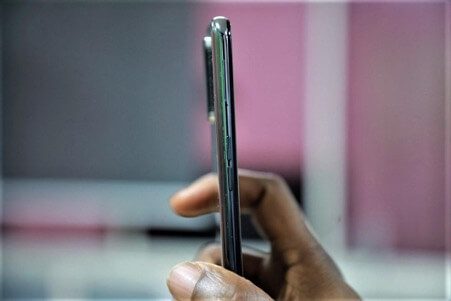 OPPO Reno5 F buttom
