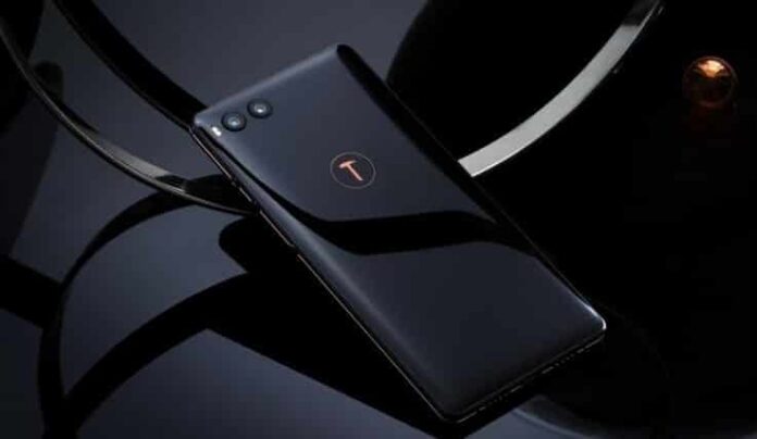 Smartisan Nut R1 design