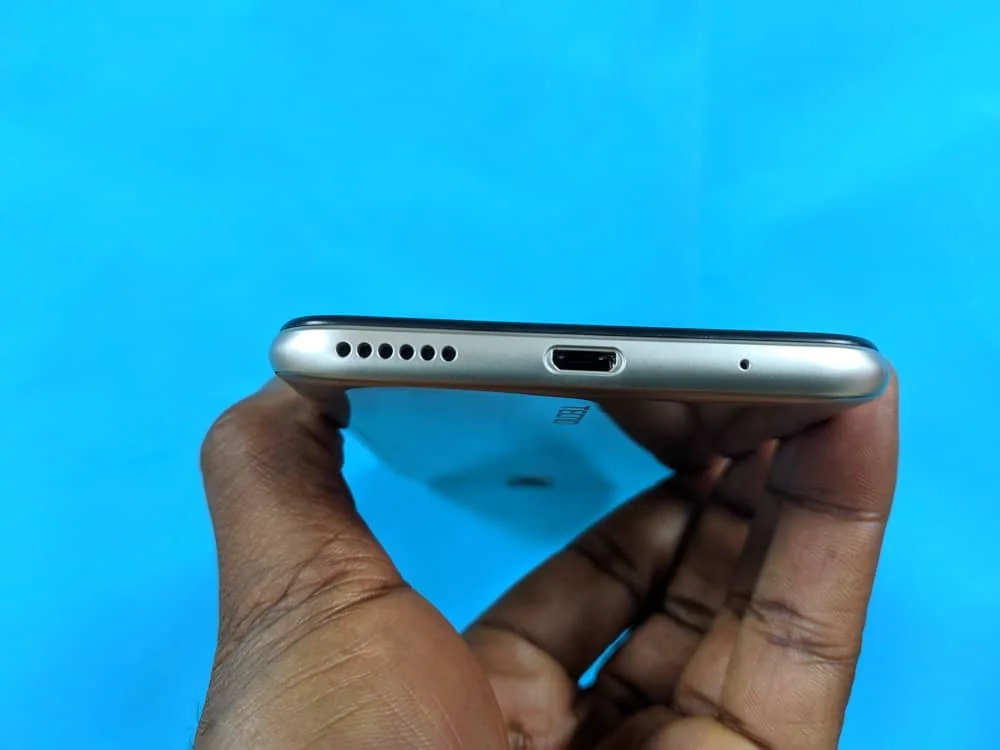 TECNO Pouvoir 3 speaker and charging port
