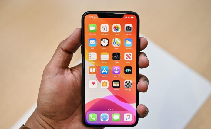 show battery percentage on iPhone 11 Pro